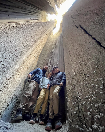 Famille en voyage dans le Grand Lipez en Bolivie
