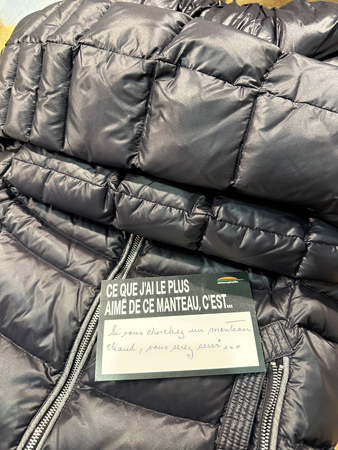 Manteau d'hiver remis lors de l'évènement Don de manteau de Chlorophylle