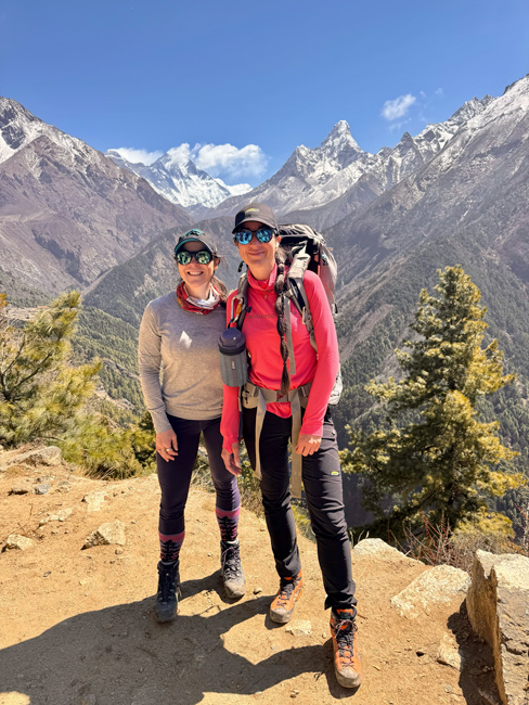 Hikers in Nepal wearing Chlorophylle clothing